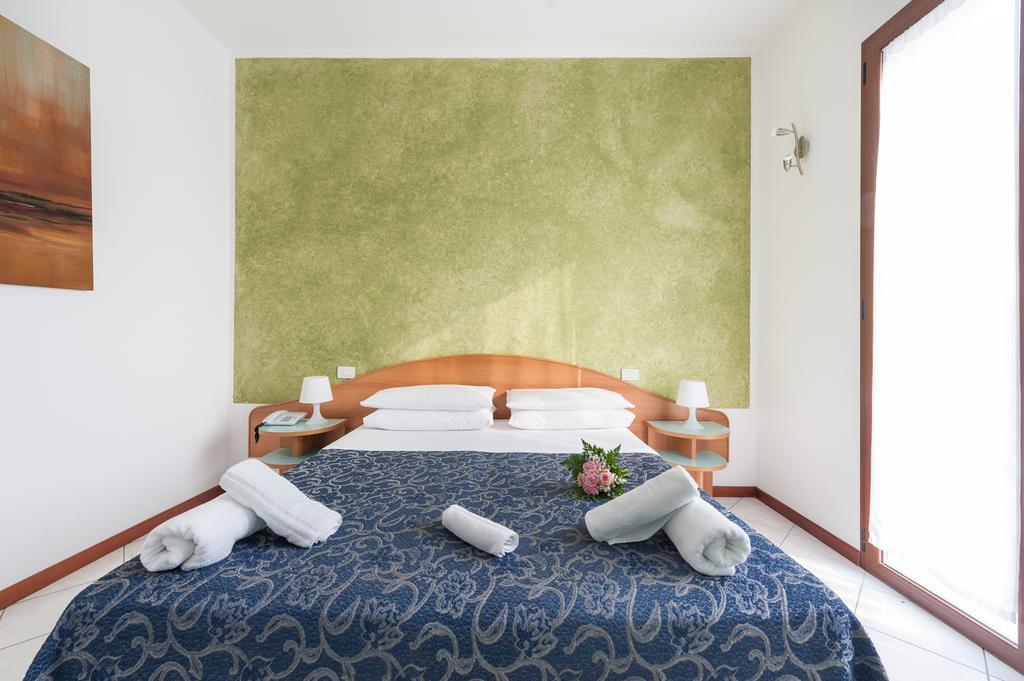 Regina Hotel E Ristorante بونتا مارينا المظهر الخارجي الصورة